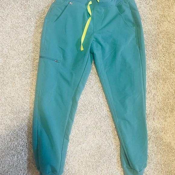 Figs Marine Zamora - Picture 2 of 2